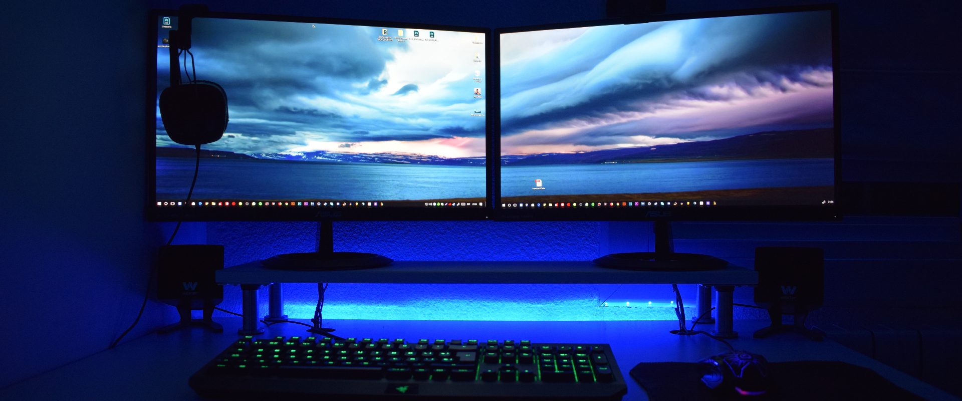 Improve Your Productivity with A Dual Screen
